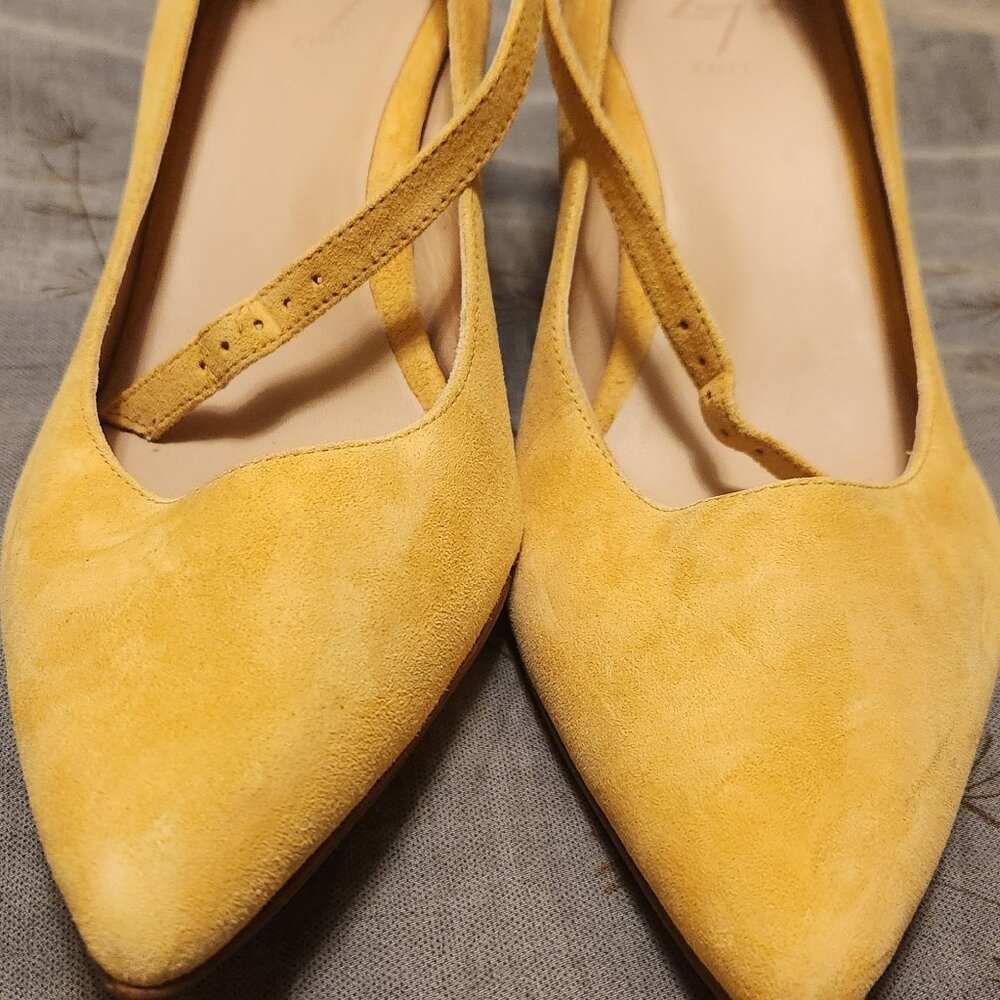 Shoes - Picture 3 of 3